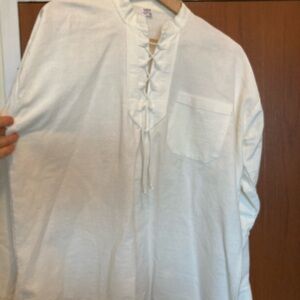 2 men’s shirts 18$ each